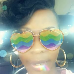 Meet your Posher, Bettina